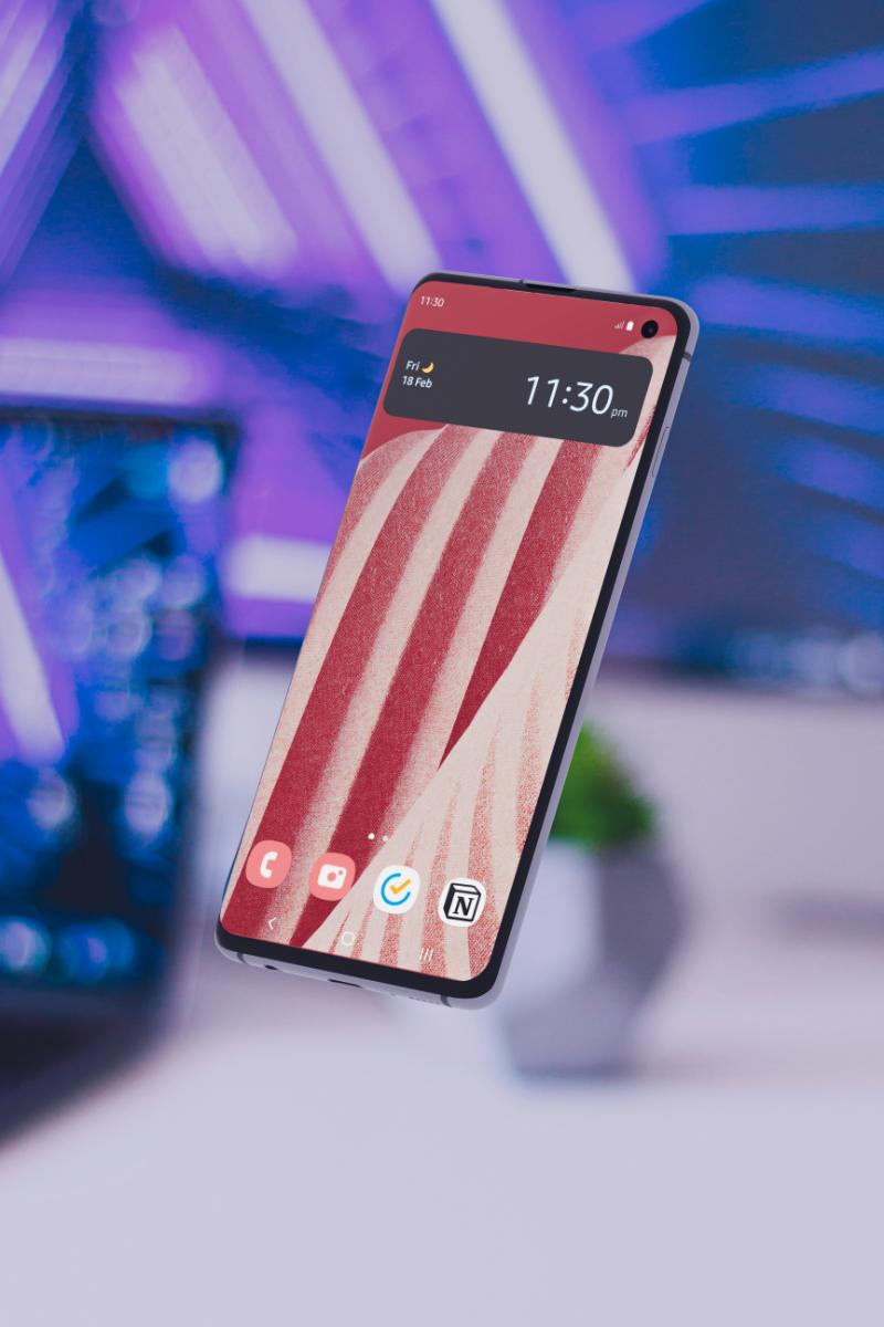 Samsung Galaxy S10 stock photo